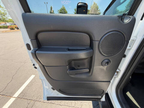 2005 Dodge Ram 2500 SLT