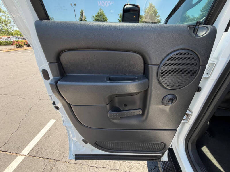 2005 Dodge Ram 2500 SLT