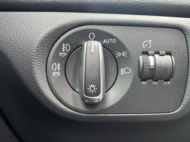 2015 Audi Q3 2.0T quattro Prestige