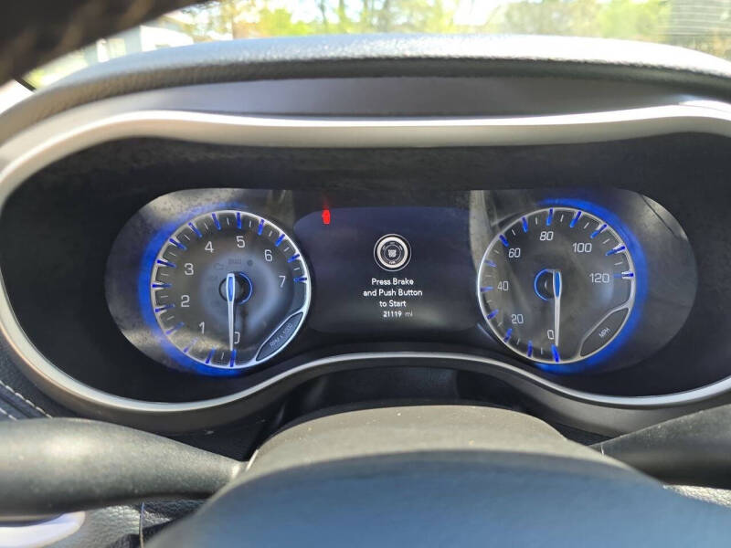 2024 Chrysler Pacifica Touring L