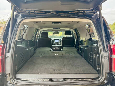 2017 Chevrolet Suburban LT