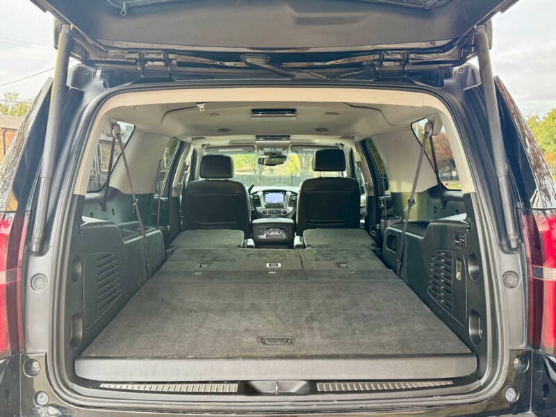 2017 Chevrolet Suburban LT