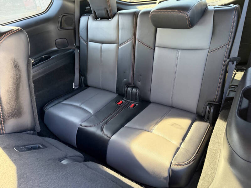 2019 Nissan Pathfinder SL