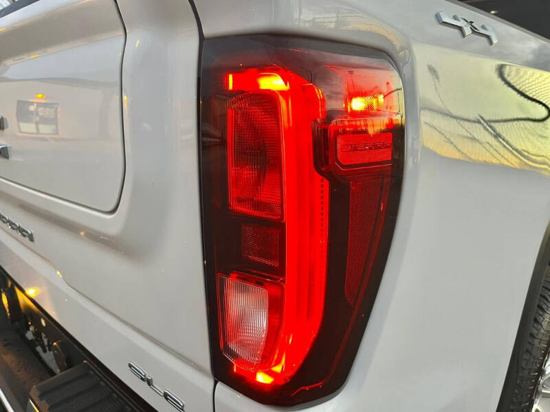 2022 GMC Sierra 1500 SLE