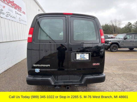 2022 GMC Savana 2500