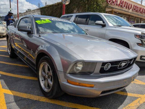 2006 Ford Mustang V6 Standard
