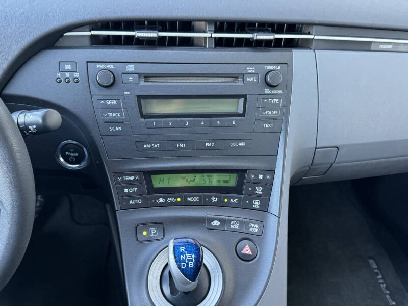 2011 Toyota Prius Two