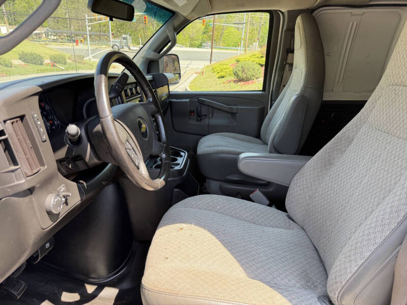 2020 Chevrolet Express 2500