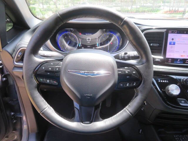 2021 Chrysler Pacifica Touring