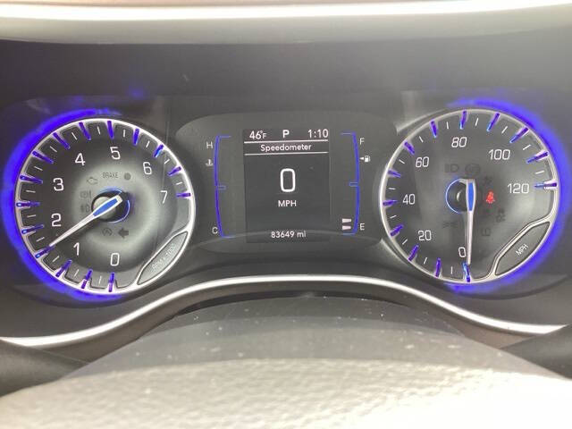 2022 Chrysler Voyager LX