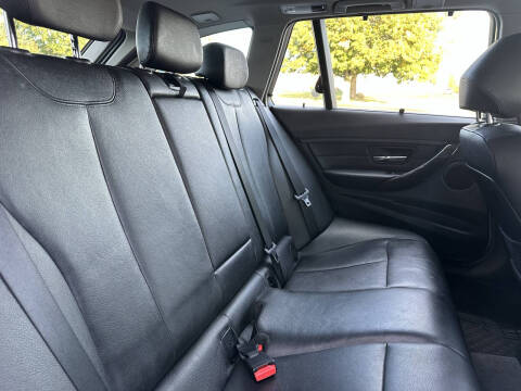 2015 BMW 3 Series 328i xDrive