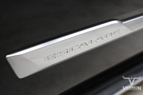 2016 Cadillac Escalade Luxury Collection