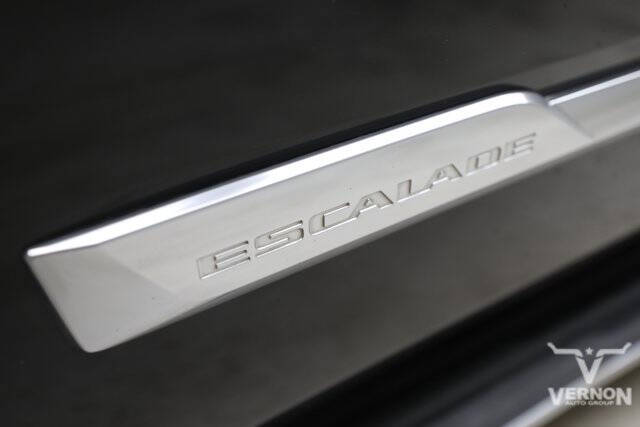 2016 Cadillac Escalade Luxury Collection