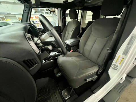 2017 Jeep Wrangler Unlimited Sport