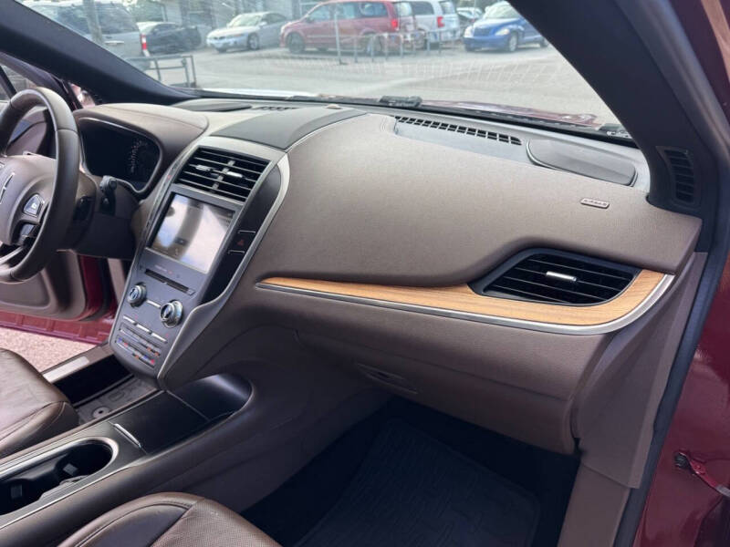 2016 Lincoln MKC Reserve