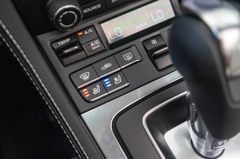 2025 Porsche 718 Boxster