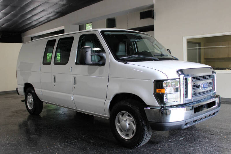 2014 Ford E-Series E-150