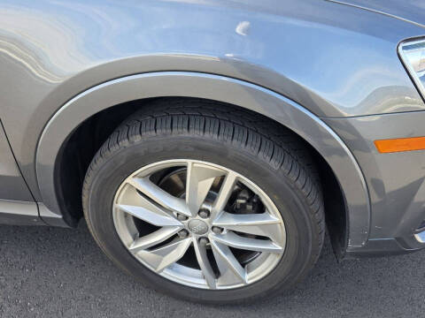 2016 Audi Q3 2.0T quattro Premium Plus