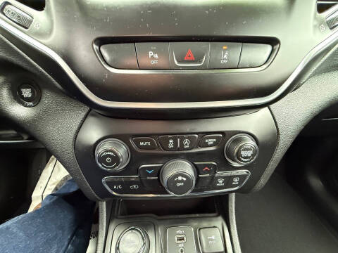 2021 Jeep Cherokee Latitude Plus