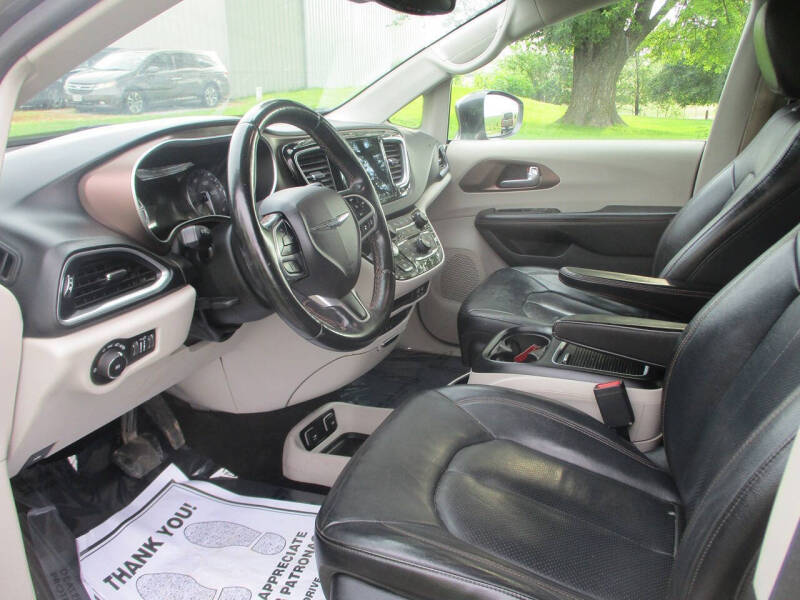 2018 Chrysler Pacifica Touring L Plus