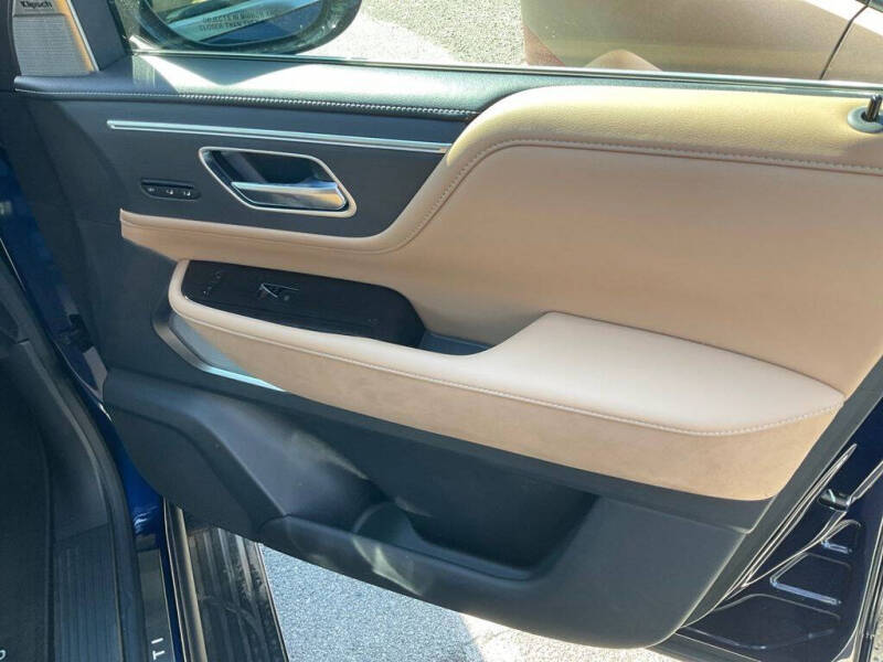 2025 Infiniti QX80 Sensory