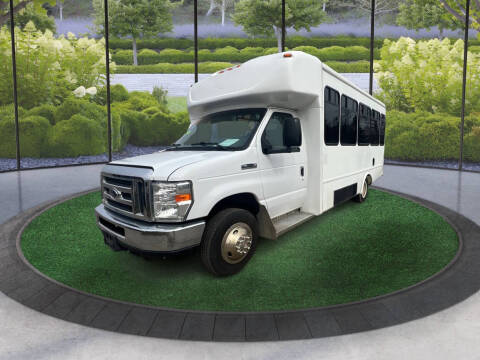 2017 Ford E-Series for sale at Auto Arena in Fairfield OH