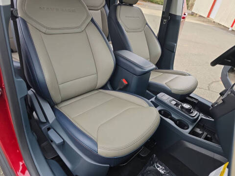 2025 Ford Maverick Lariat