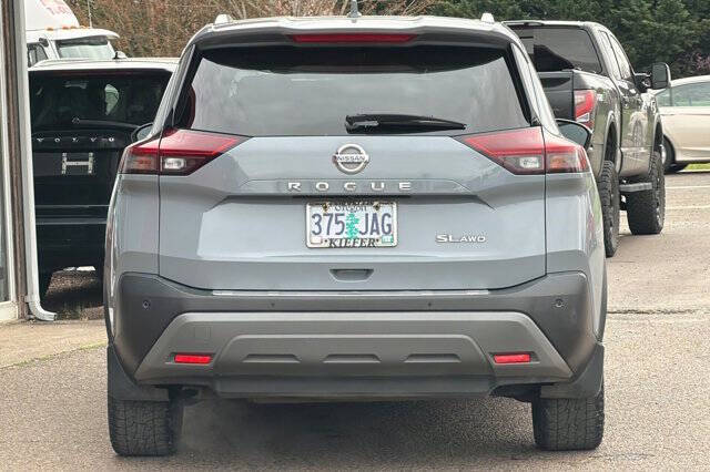 2021 Nissan Rogue SL