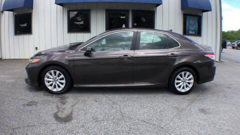 2019 Toyota Camry for sale at Wholesale Outlet in Roebuck SC