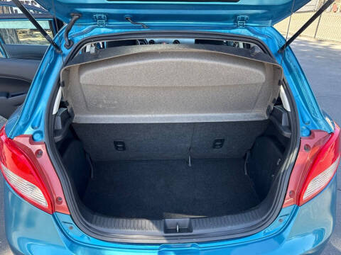 2011 Mazda MAZDA2 Sport