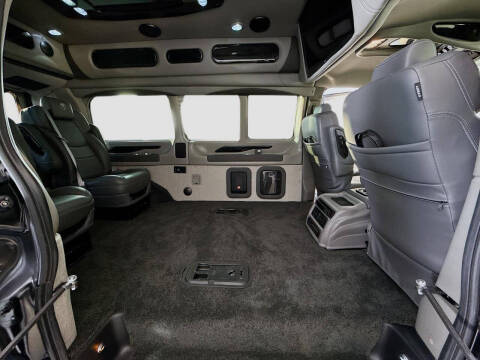 2025 GMC Savana 2500