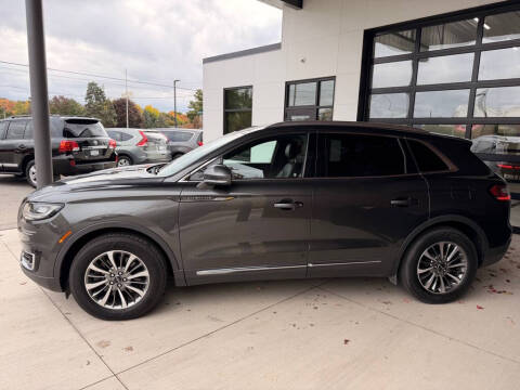 2019 Lincoln Nautilus Select
