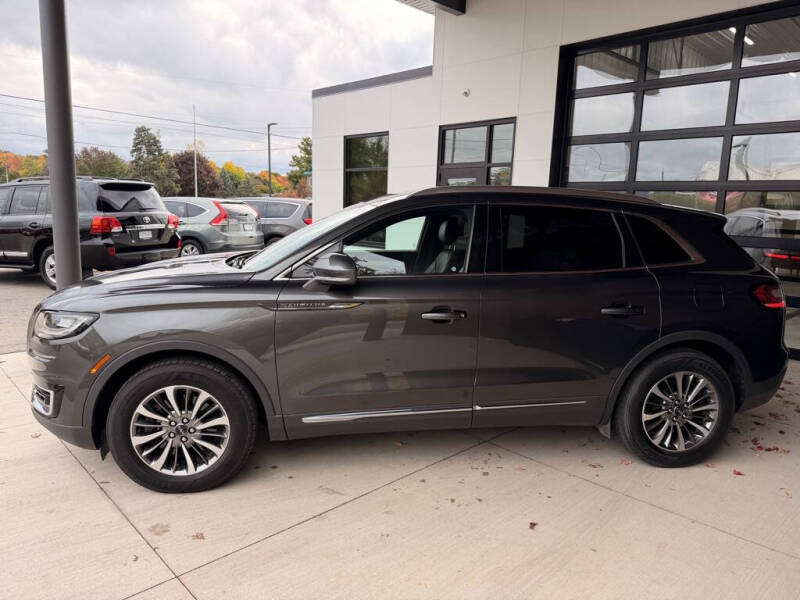 2019 Lincoln Nautilus Select