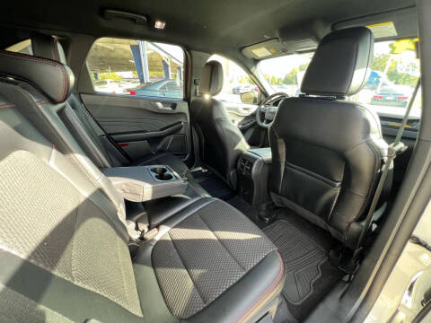 2024 Ford Escape Hybrid ST-Line