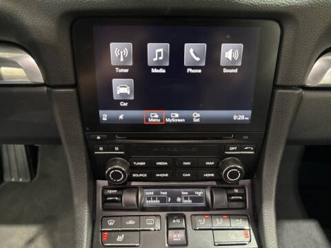 2019 Porsche 718 Cayman