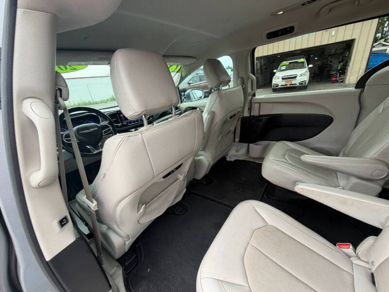 2021 Chrysler Pacifica Touring L