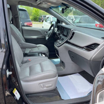 2017 Toyota Sienna