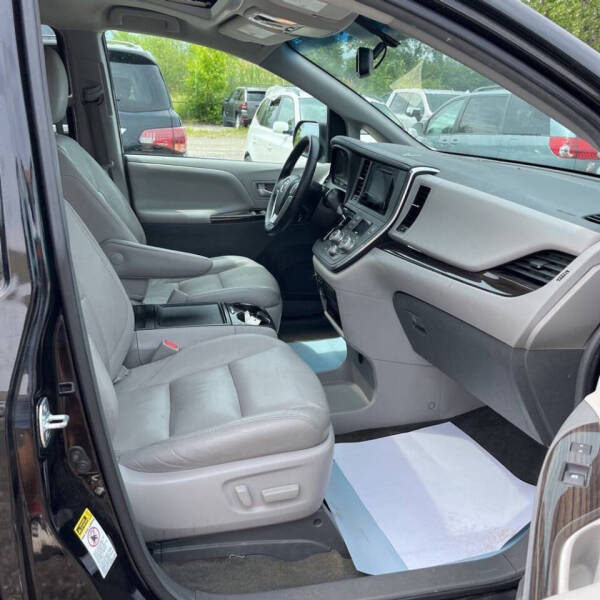 2017 Toyota Sienna
