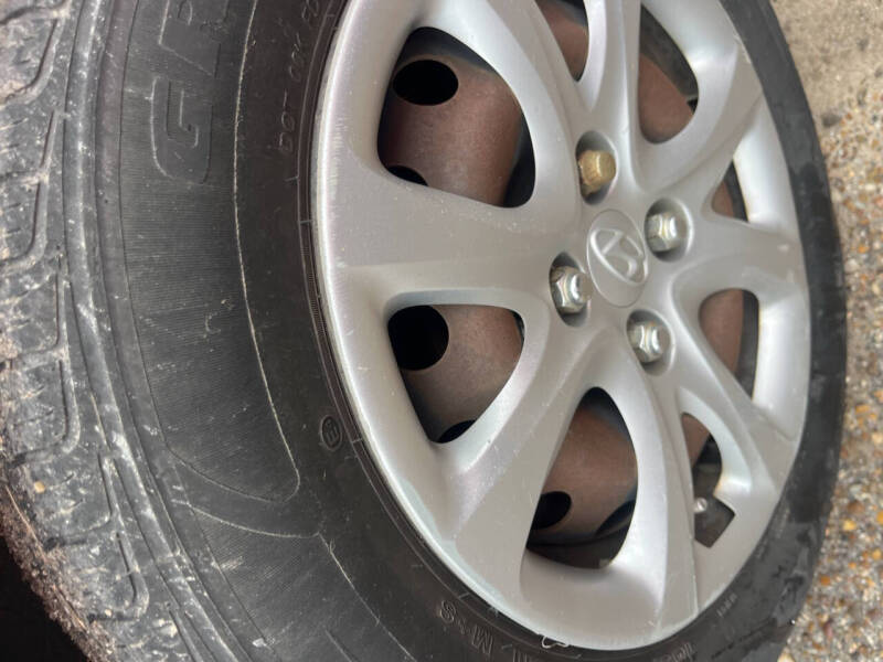 2012 Hyundai Accent GLS