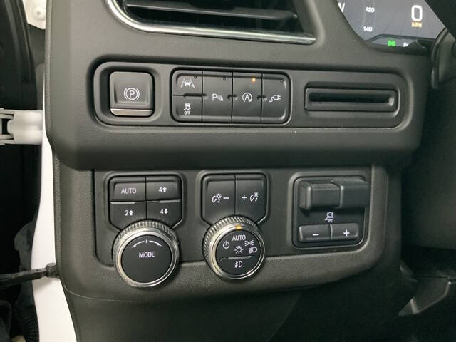 2022 GMC Yukon XL SLE