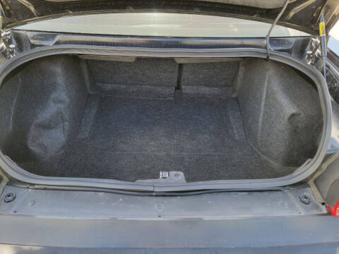 2012 Dodge Challenger SXT Plus