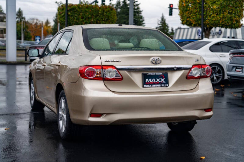 2012 Toyota Corolla LE