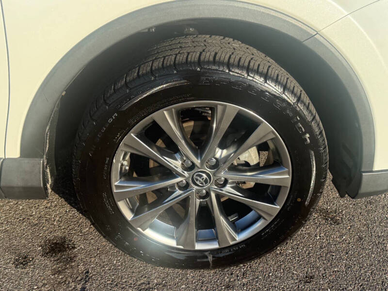 2017 Toyota RAV4 Hybrid Limited