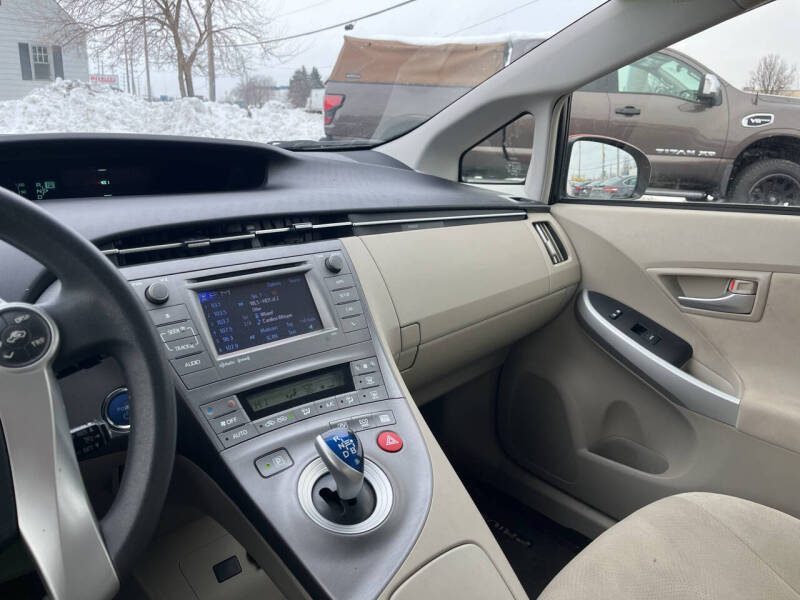 2012 Toyota Prius Two