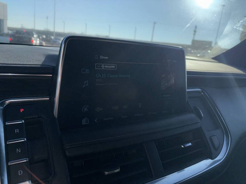 2022 Chevrolet Suburban Z71