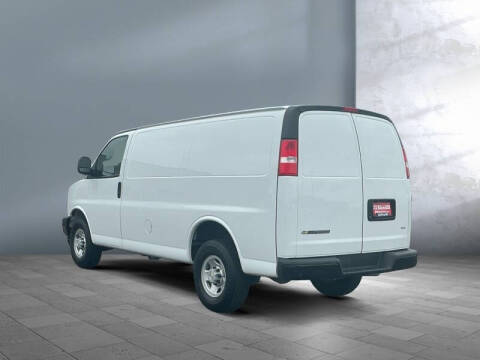 2023 Chevrolet Express 2500