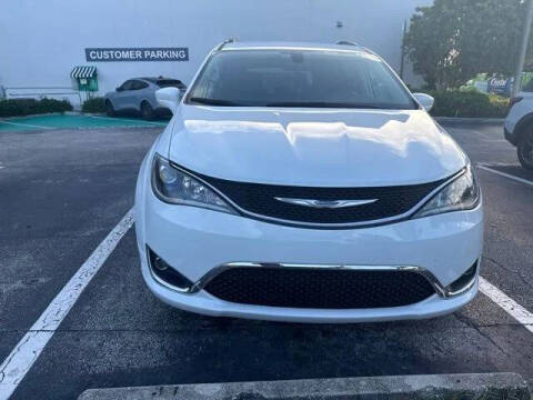 2018 Chrysler Pacifica Touring L Plus