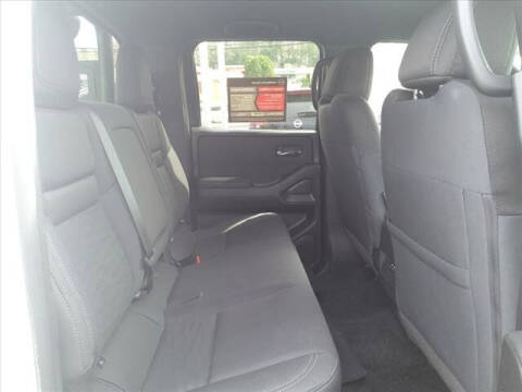 2023 Nissan Frontier SV