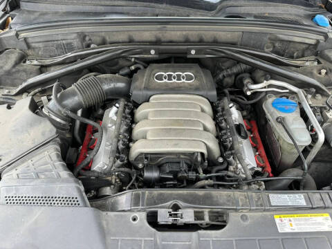 2012 Audi Q5 3.2 quattro Premium Plus