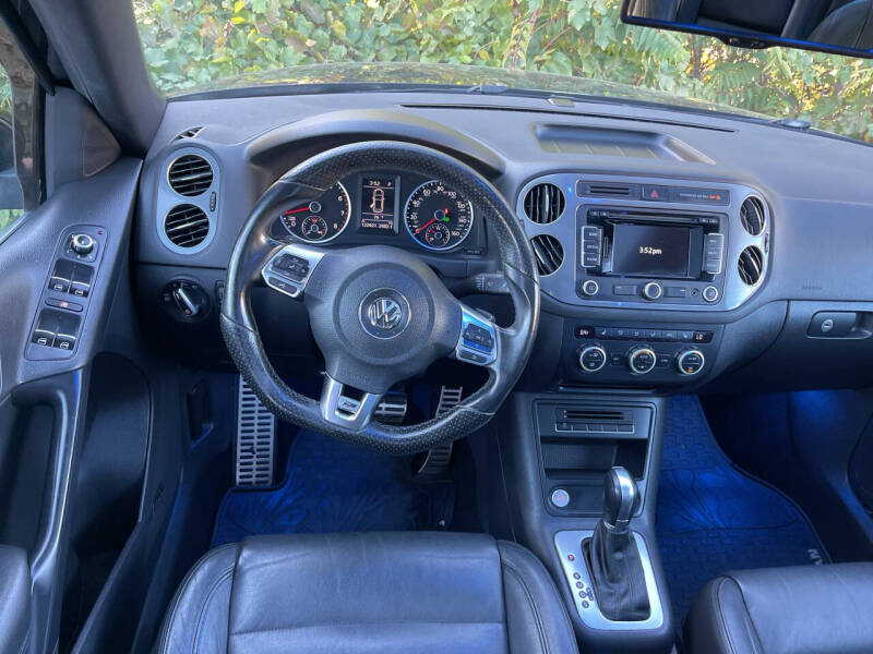 2015 Volkswagen Tiguan R-Line